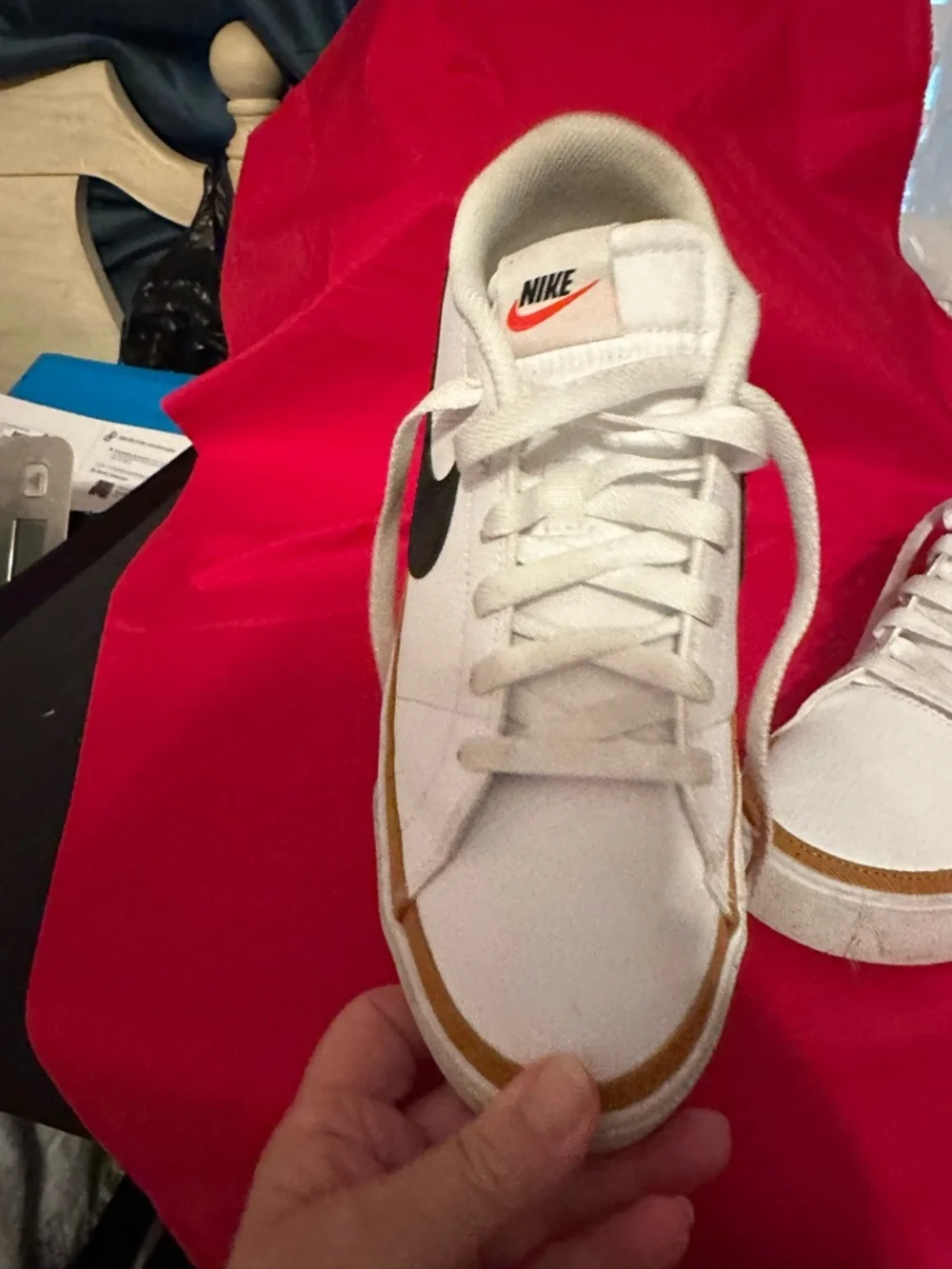 Nike White Sneakers with Navy Swoosh and Gold Accent - Picture 6 of 11